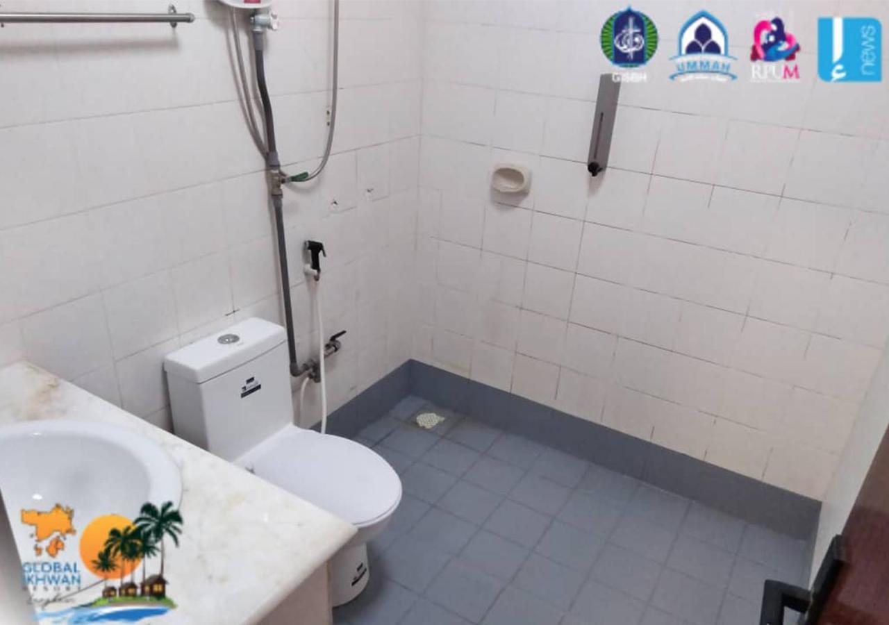 Global Ikhwan Resort Kuah Esterno foto